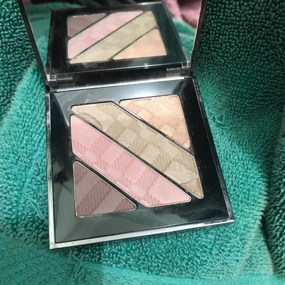 Burberry Eyeshadow pink taupe